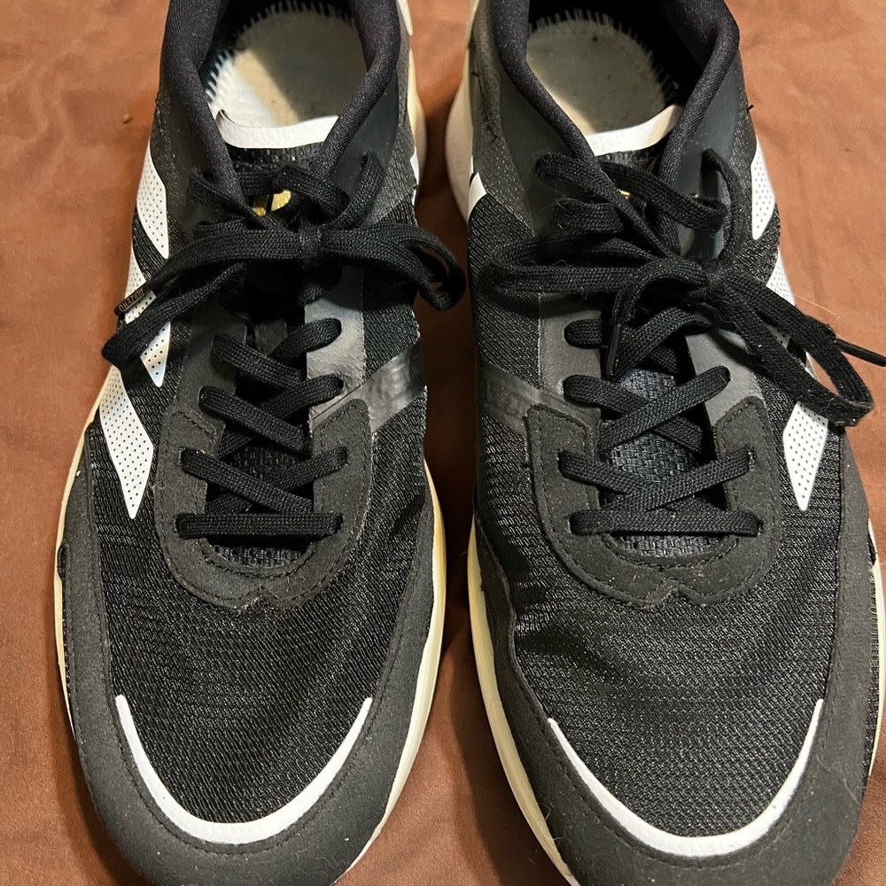 Adidas adizero boston 10 running shoes